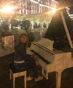 Частная массажистка Вика 