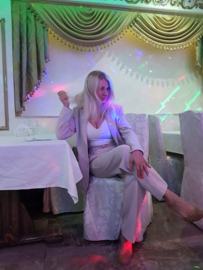 Частная массажистка Лара 