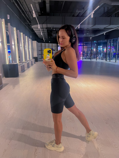 Частная массажистка Аида 