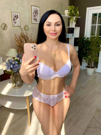 Частная массажистка Лили 