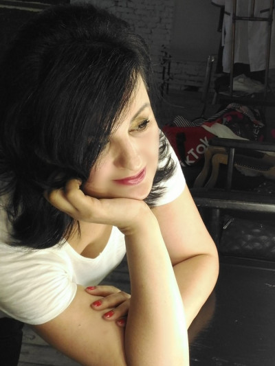 Частная массажистка Дина 