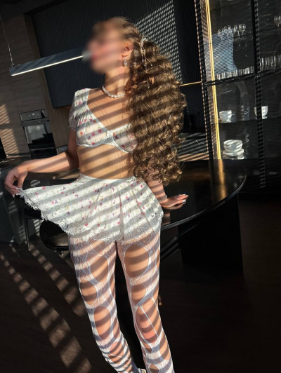 Частная массажистка Амелия, 27 лет, Санкт-Петербург - фото 1